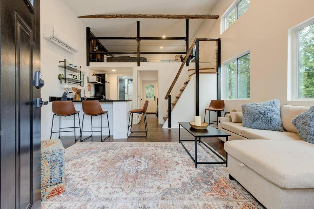 فيلا 2 Bed 1 Bath-Sleeps 5 To 6 Near Rrg Large Deck Beattyville المظهر الخارجي الصورة