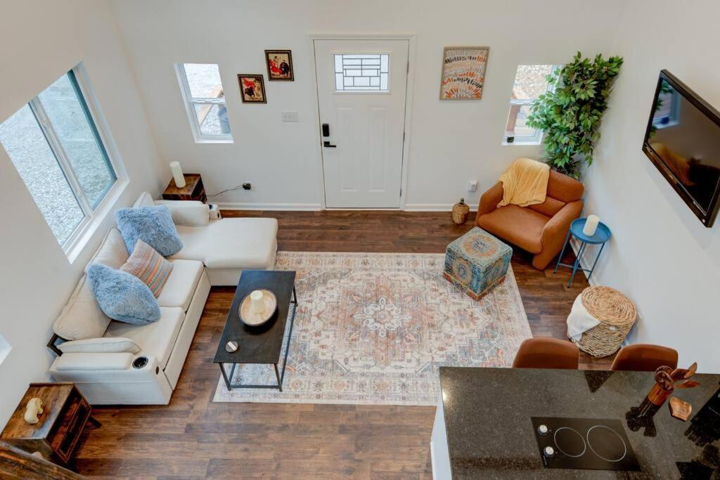 فيلا 2 Bed 1 Bath-Sleeps 5 To 6 Near Rrg Large Deck Beattyville المظهر الخارجي الصورة