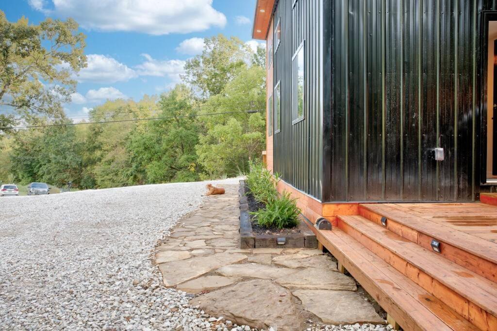 فيلا 2 Bed 1 Bath-Sleeps 5 To 6 Near Rrg Large Deck Beattyville المظهر الخارجي الصورة